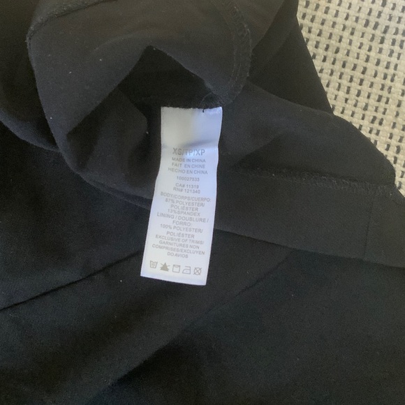 Black Paperbag mini skirt with bow - Picture 2 of 9